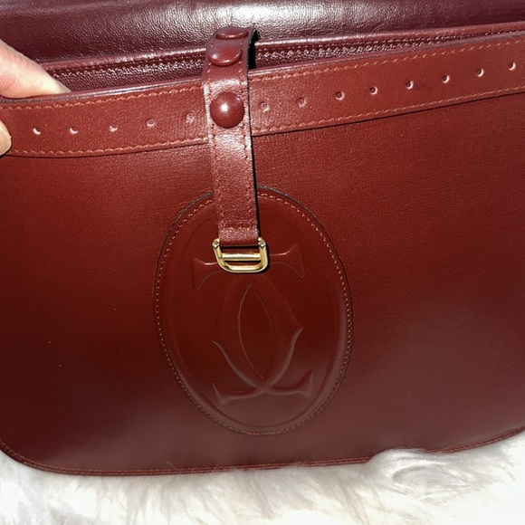 Cartier Elegant Burgundy Leather Shoulder Bag - Picture 9 of 12